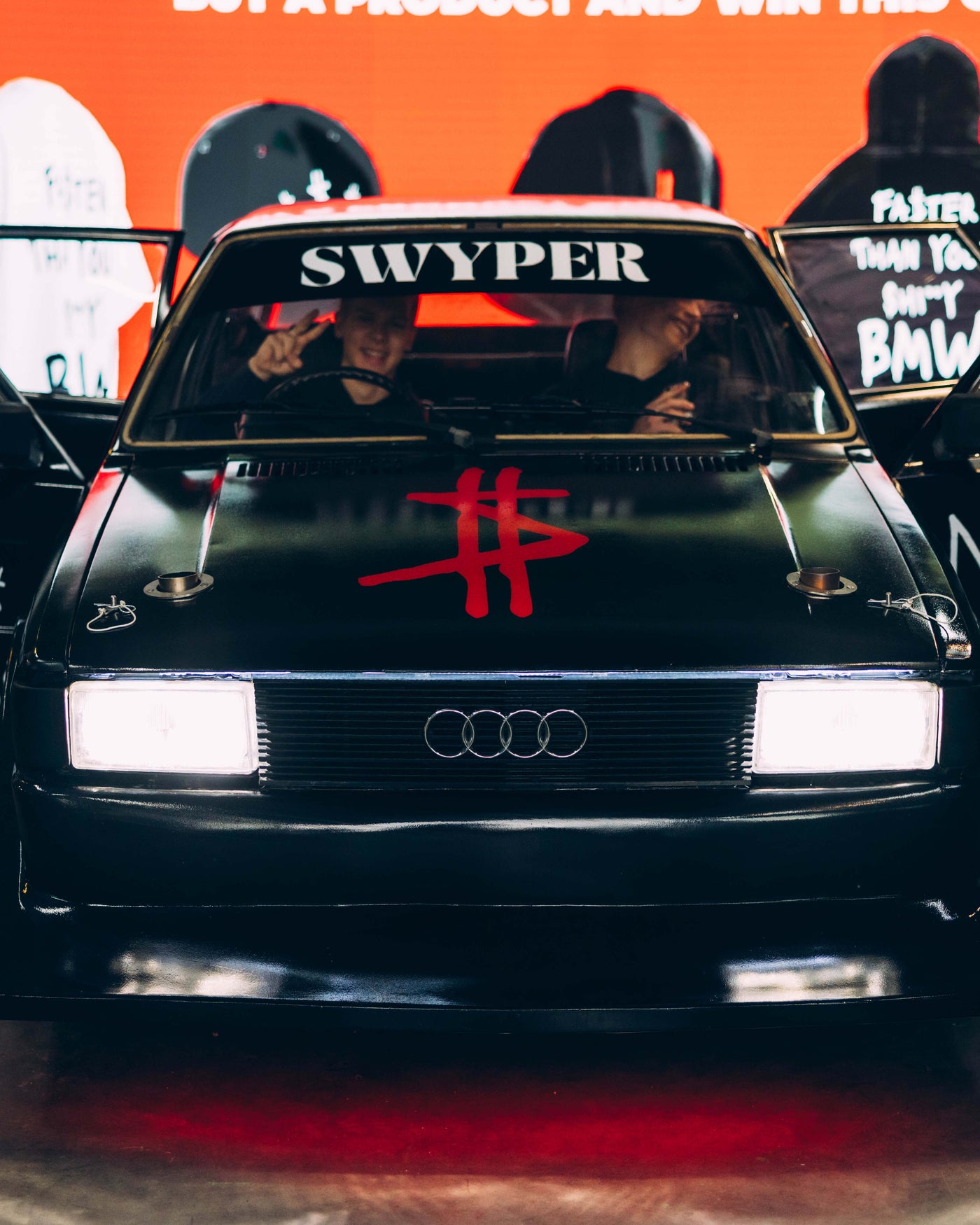 SWYPER - Audi 80 | N$FL